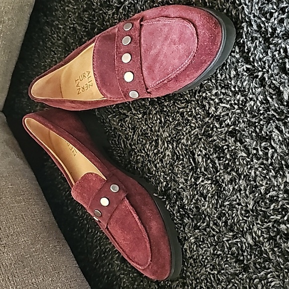 Naturalizer 7.5 Gaia suede studded loafers - Picture 1 of 8